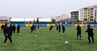 Ağrı'nın tek kadın futbol takımı başarılarıyla adından söz ettirmek istiyor