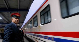 Yılın ilk seferinde Doğu Ekspres Erzurum'da mola verdi