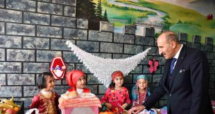 Öğrencilerden yerli malı kutlaması