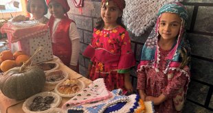 Ardahan'da öğrenciler okullarında yerli ürünleri tanıttı