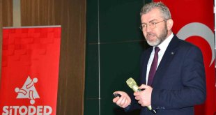 Prof. Küçükuğurlu, ETSO'da Erzurum'u anlattı