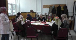 Tatvan'da kadınlar kurslara katılarak meslek öğreniyor