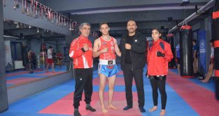 Bitlisli milli sporculardan büyük başarı