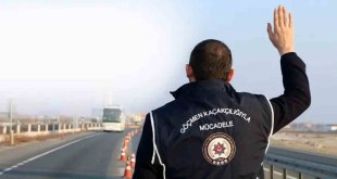 Erzincan'da Afganistan uyruklu 19 kaçak göçmen yakalandı