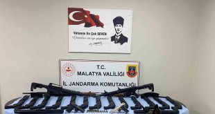 Malatya'da kaçak silah operasyonu: 3 gözaltı