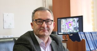 Bal arıları Munzur Dağları'nda 114 bitki türünden nektar alıyor