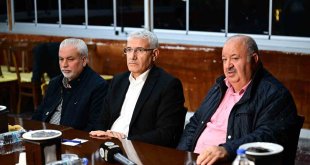 Güder, Rışvanlılar Derneği üyeleriyle bir araya geldi