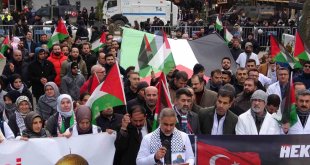 Van'daki sağlık çalışanlarından 'sessiz yürüyüş'