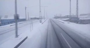 Tendürek Geçidi kar ve tipi nedeniyle ulaşıma kapatıldı