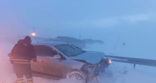 Kars'ta trafik kazası: 1 ölü, 6 yaralı