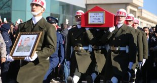 Şehit Piyade Sözleşmeli Er Emre Taşkın Malatya'da son yolculuğuna uğurlandı