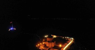 Akdamar Adası yeni görünümüyle göz kamaştırıyor