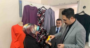 Hamur Kaymakamı Yıldırım, Halk Eğitim Merkezini ziyaret etti