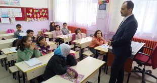 Baskil Kaymakamı Kundakçı'dan okul ziyareti