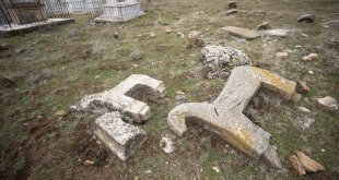 Tunceli'de tahrip edilen tarihi mezar taşları koruma altına alınacak