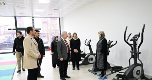 Başkan Çınar, Yeşiltepe Aile Danışmanlık ve Spor Merkezi'ni inceledi