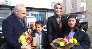 Ağrı'da öğrenciler karne heyecanı yaşad