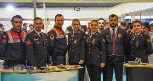 Van'da düzenlenen "Doğu Anadolu Kariyer Fuarı" 50 bine yakın ziyaretçiyi ağırladı