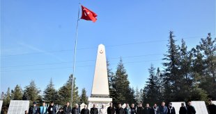 Malatya'da öğrenciler şehitliği ziyaret etti