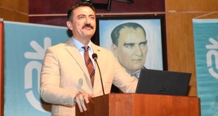 Tunceli'de "Deprem Dirençliliği" konulu panel düzenlendi