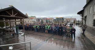 Erzurum'da şehitler ve Salih Aruri için gıyabi cenaze namazı kılındı
