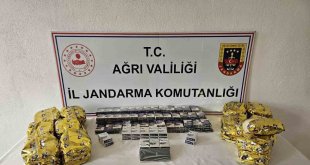 Ağrı'da kaçak sigara, çay ve cep telefonu ele geçirildi