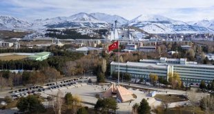 Atatürk Üniversitesinde yeni dekan atamaları gerçekleşti