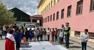 Ağrı'da Trafik Jandarması'ndan rekor denetim ve eğitim