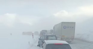 Tendürek Geçidi ağır tonajlı araçlara kapatıldı