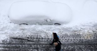 Van, Hakkari, Bitlis ve Muş'ta 1277 yerleşim birimine ulaşım sağlanamıyor
