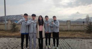 Üçüz kardeşlerin atletizmdeki büyük başarısı