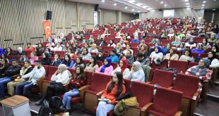 Battalgazi Belediyesi tarafından düzenlenen KPSS tekrar kampına yoğun ilgi