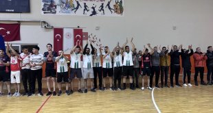 Yedisu'da "Kurumlar ve Köyler Arası Voleybol Kardeşlik Turnuvası" düzenlendi