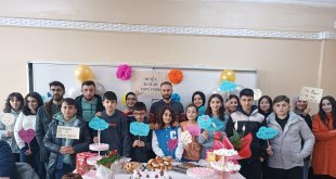 Velilerden öğretmenlere anlamlı sürpriz