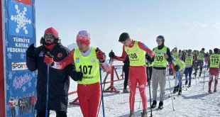 Yüksekova'da huzura kavuşan dağlar, sporcularla hayat buldu