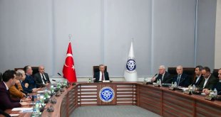 EBYÜ'de 5 yıllık stratejik plan hazırlığı için istişare toplantısı yapıldı