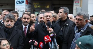 CHP Genel Başkanı Özgür Özel, Elazığ'da partililerle buluştu: