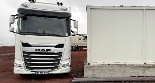 Çıldır-Aktaş Gümrük Kapısı'nda açılan tır parkıyla araç yoğunluğunun önlenmesi amaçlanıyor