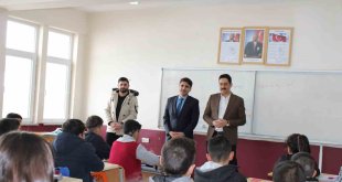 Hamur'da öğrencilere yarıyıl tatilinde yoğunlaştırılmış eğitim fırsatı