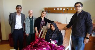 Kars'ta 37 yaşındaki hasta yumuşak doku tümörü ameliyatıyla sağlığına kavuştu