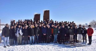 "Maziden Atiye Ahlat" programıyla öğrenciler bölgeyi tanıyor