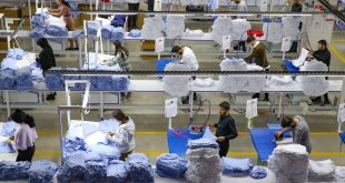 Tekstil yatırımları Doğu'da gençler için istihdam alanı oldu