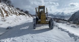Malatya'da 28 mahalle yolu kar nedeniyle ulaşıma kapandı