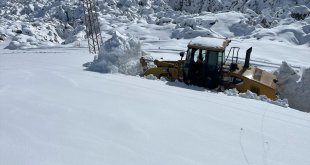 Van, Hakkari, Bitlis ve Muş'ta 54 yerleşim yerine ulaşım sağlanamıyor