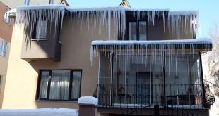 Erzurum, Kars, Ardahan, Ağrı ve Tunceli'de kar yağışı ve soğuk hava etkili oluyor