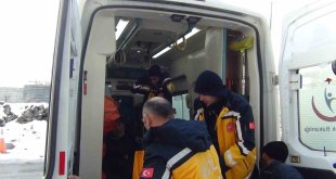 Kars'ta mahsur kalan 4 hasta kurtarıldı