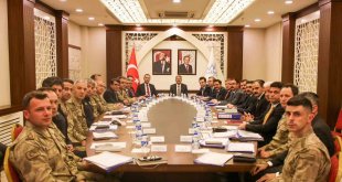 Hakkari'de seçim güvenliği toplantısı yapıldı