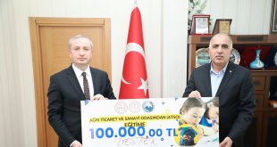 Ağrı'da ATSO'dan eğitime 100 bin liralık destek
