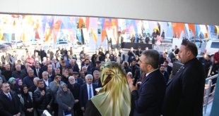 Yeniden aday gösterilen Başkan İsmail Say, Edremit'te vatandaşlarla buluştu
