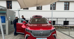 Türkiye'nin yerli otomobili Togg, Tunceli'de tanıtıldı